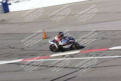 media/Jan-21-2023-Fastrack Riders (Sat) [[fcf3f88a30]]/Level 4/Session 2 Nascar 1/